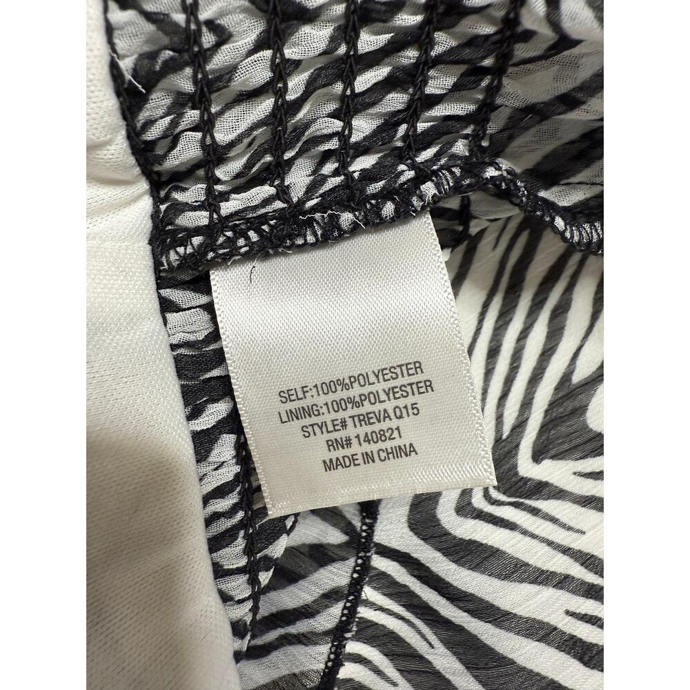 Zebra Print Smocked Mock Neck Blouse - NWT- Francesca's Size M - Picture 3 of 5